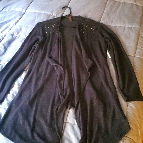 Cardigan - Picture 1 of 5